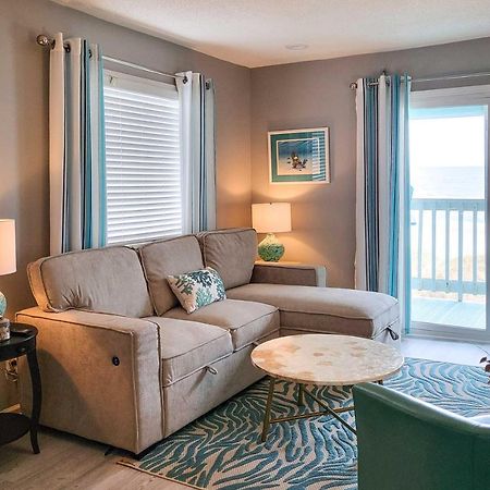 Carolina Beach Escape - Steps To The Boardwalk! Exterior photo